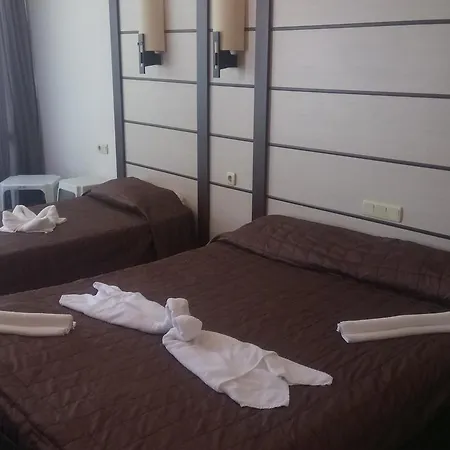 Sunny Bay Sea View 3*