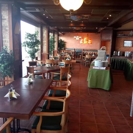 Sunny Bay Sea View 3* 포마리